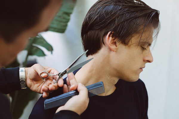 How to Maintain a Haircut Between Appointments